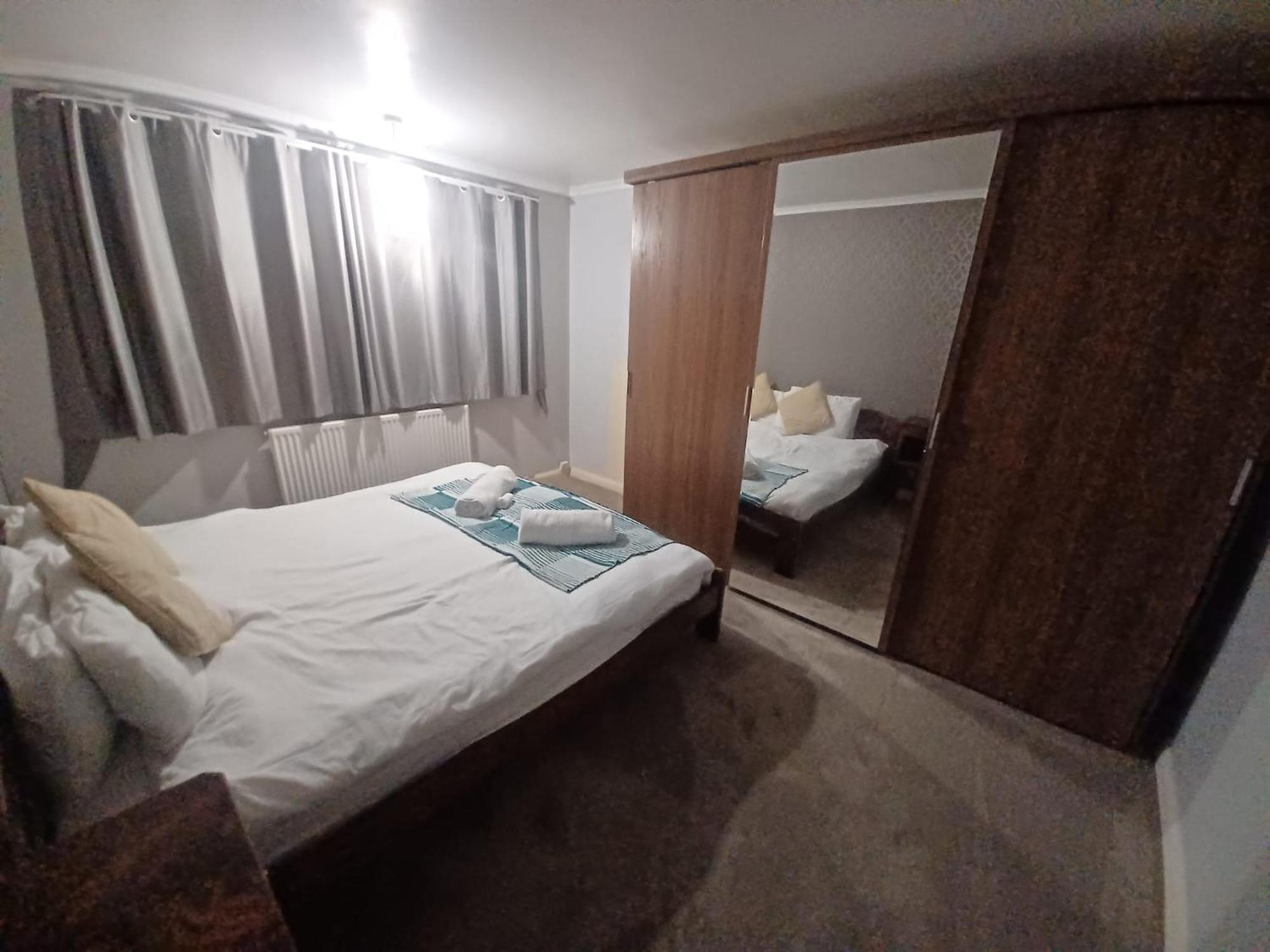 Apartament The Rushdon Grays Zewnętrze zdjęcie